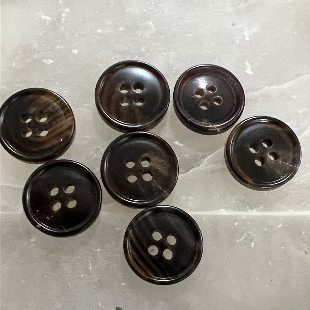 Gucci Dark Brown Button Set